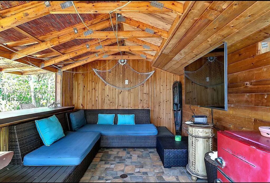 CORAL HEIGHTS SEC 3 - Residential