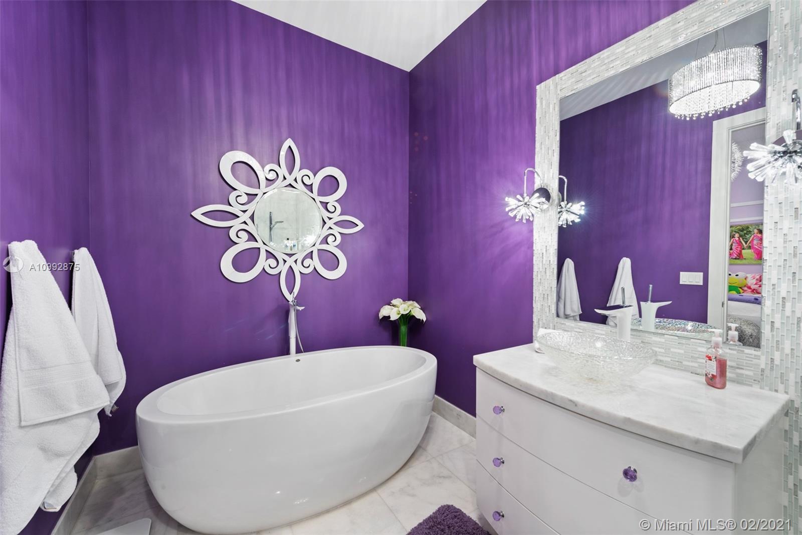 BEACON LIGHT SHOPPING CTR - Residential