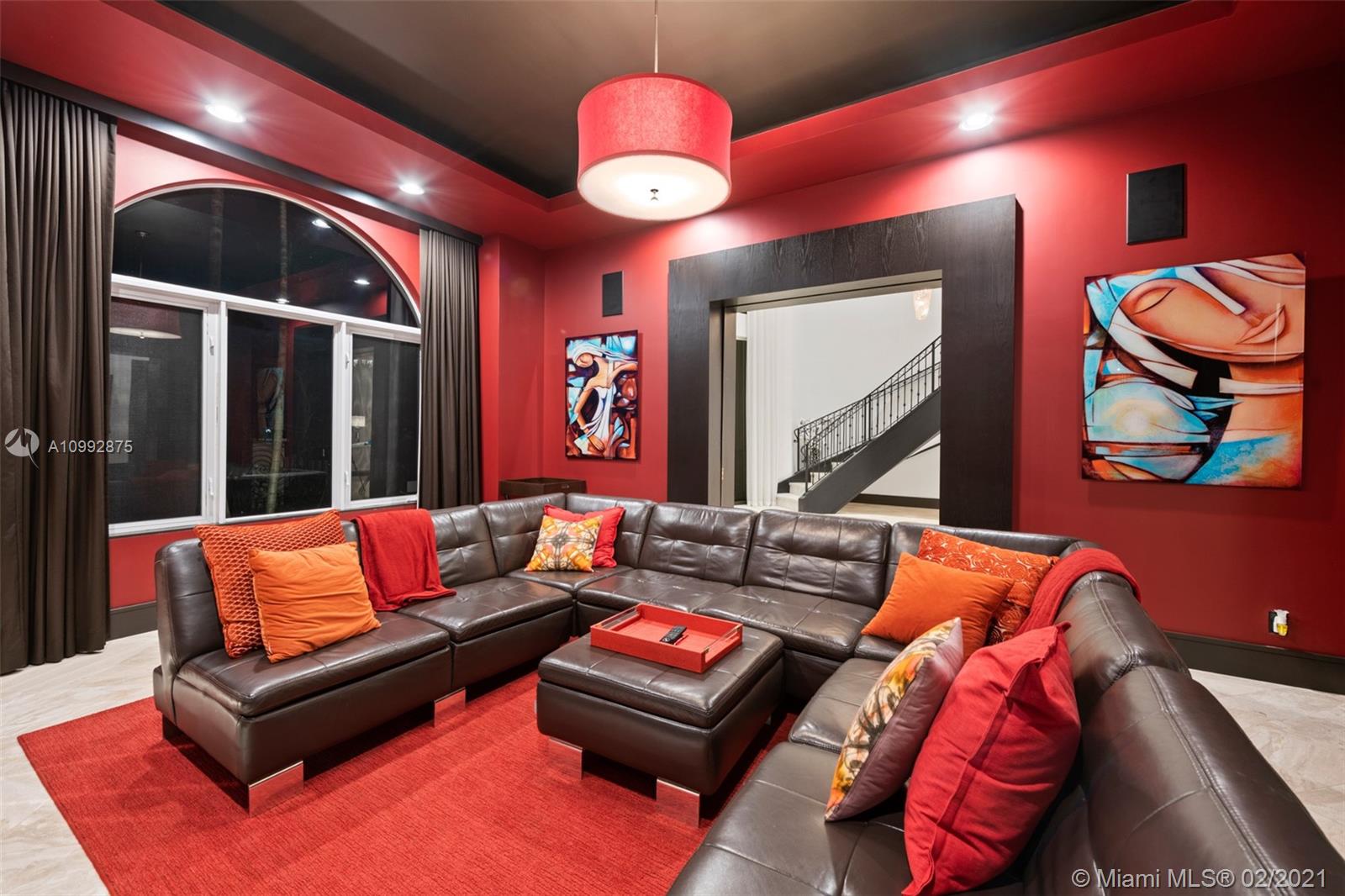 BEACON LIGHT SHOPPING CTR - Residential