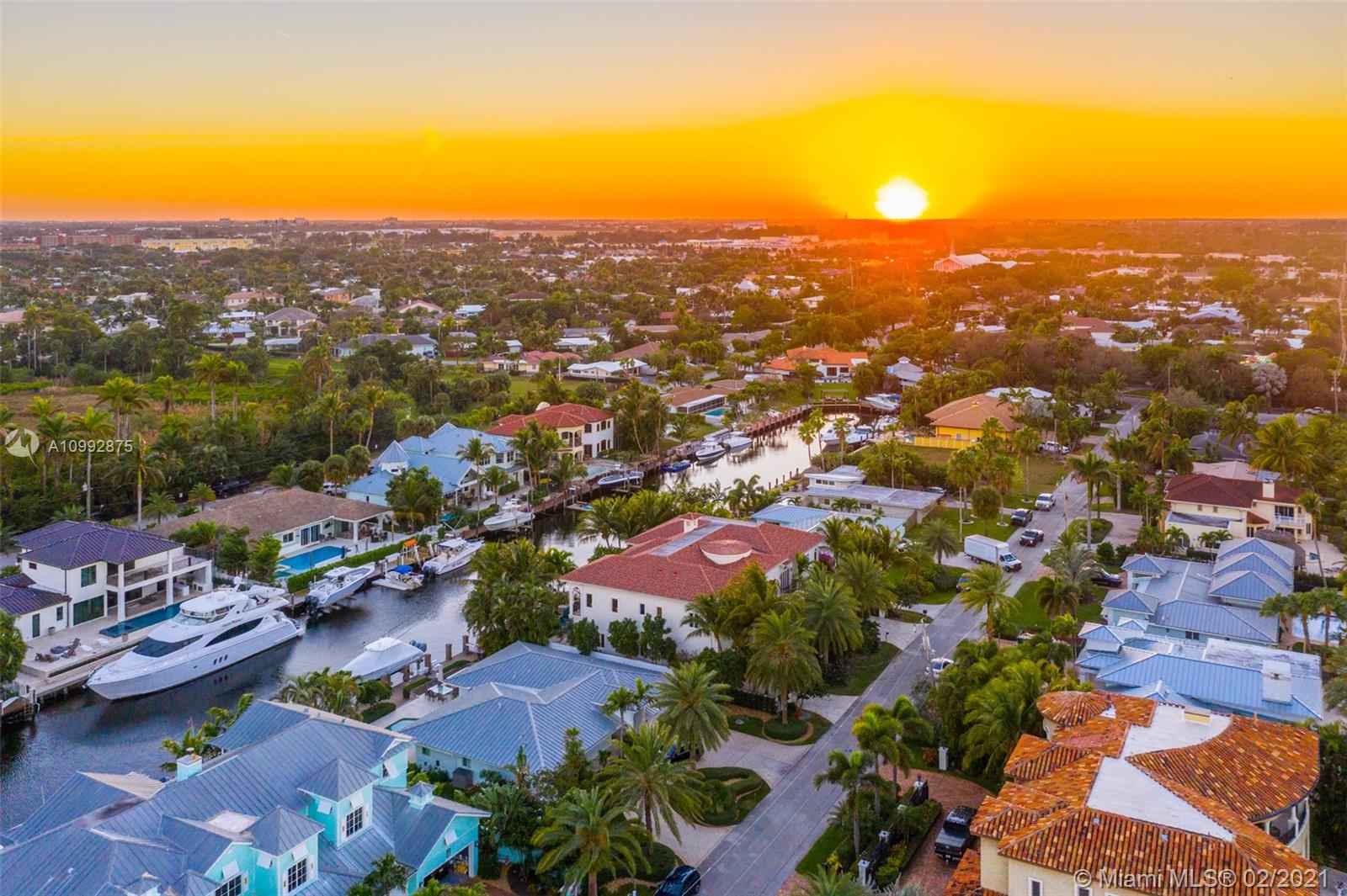 BEACON LIGHT SHOPPING CTR - Residential