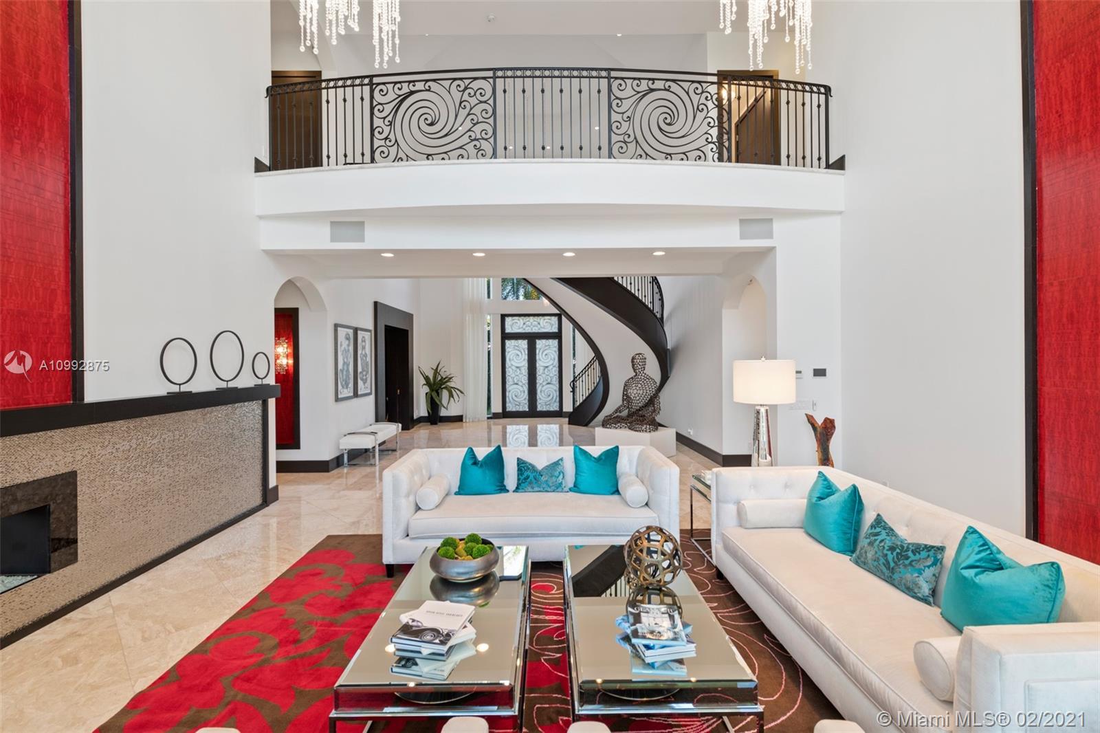 BEACON LIGHT SHOPPING CTR - Residential