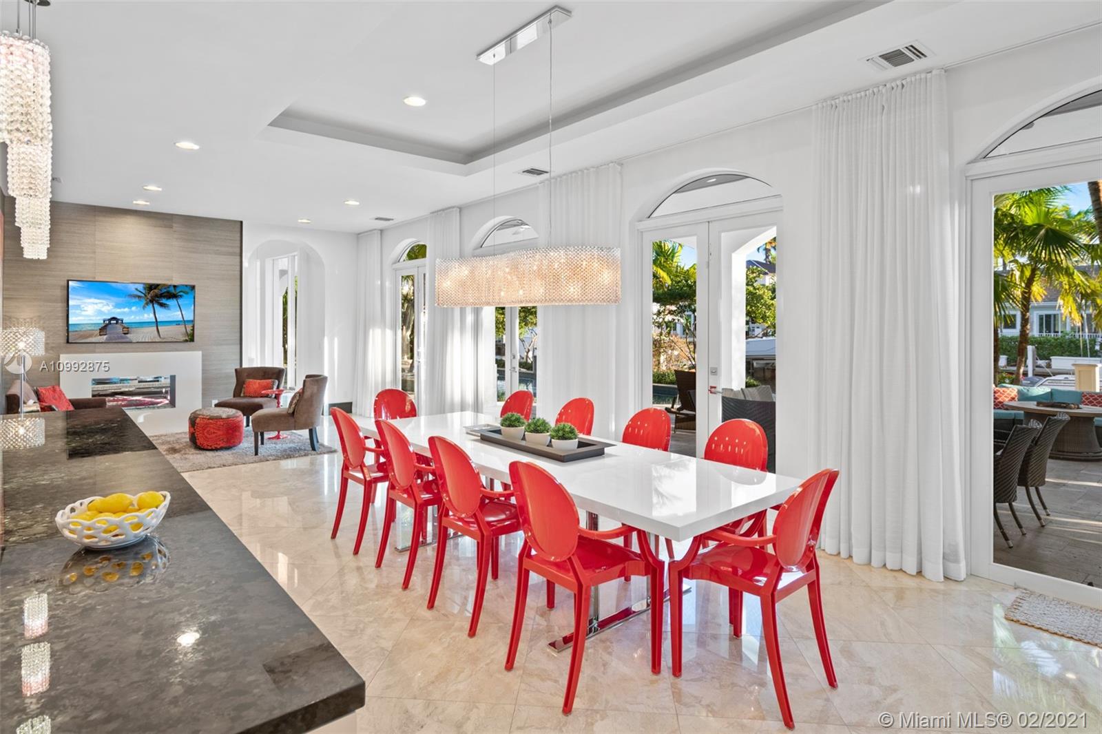 BEACON LIGHT SHOPPING CTR - Residential