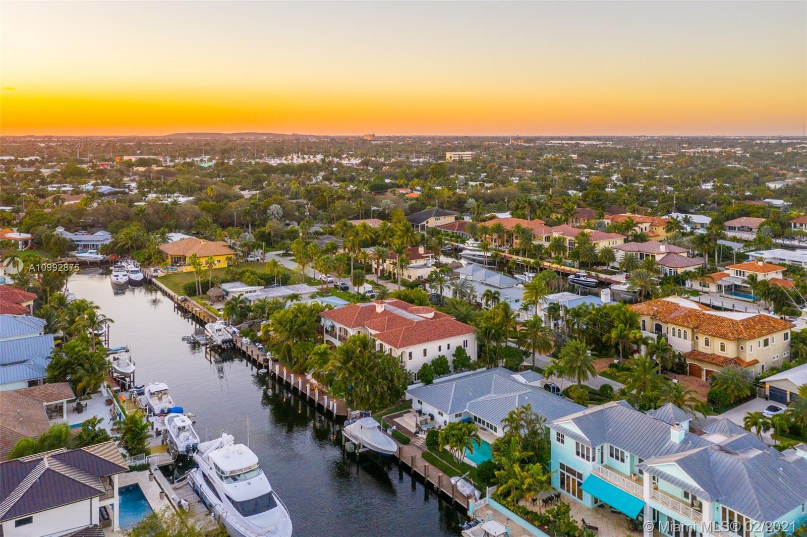 BEACON LIGHT SHOPPING CTR - Residential