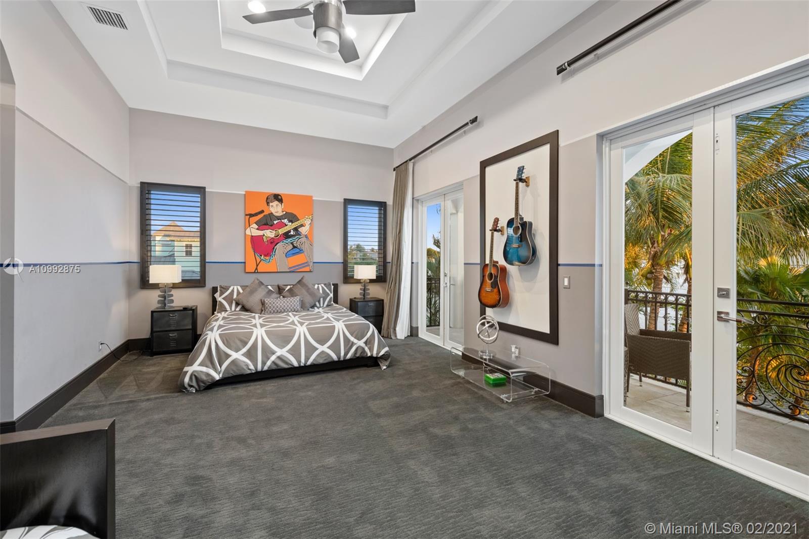 BEACON LIGHT SHOPPING CTR - Residential