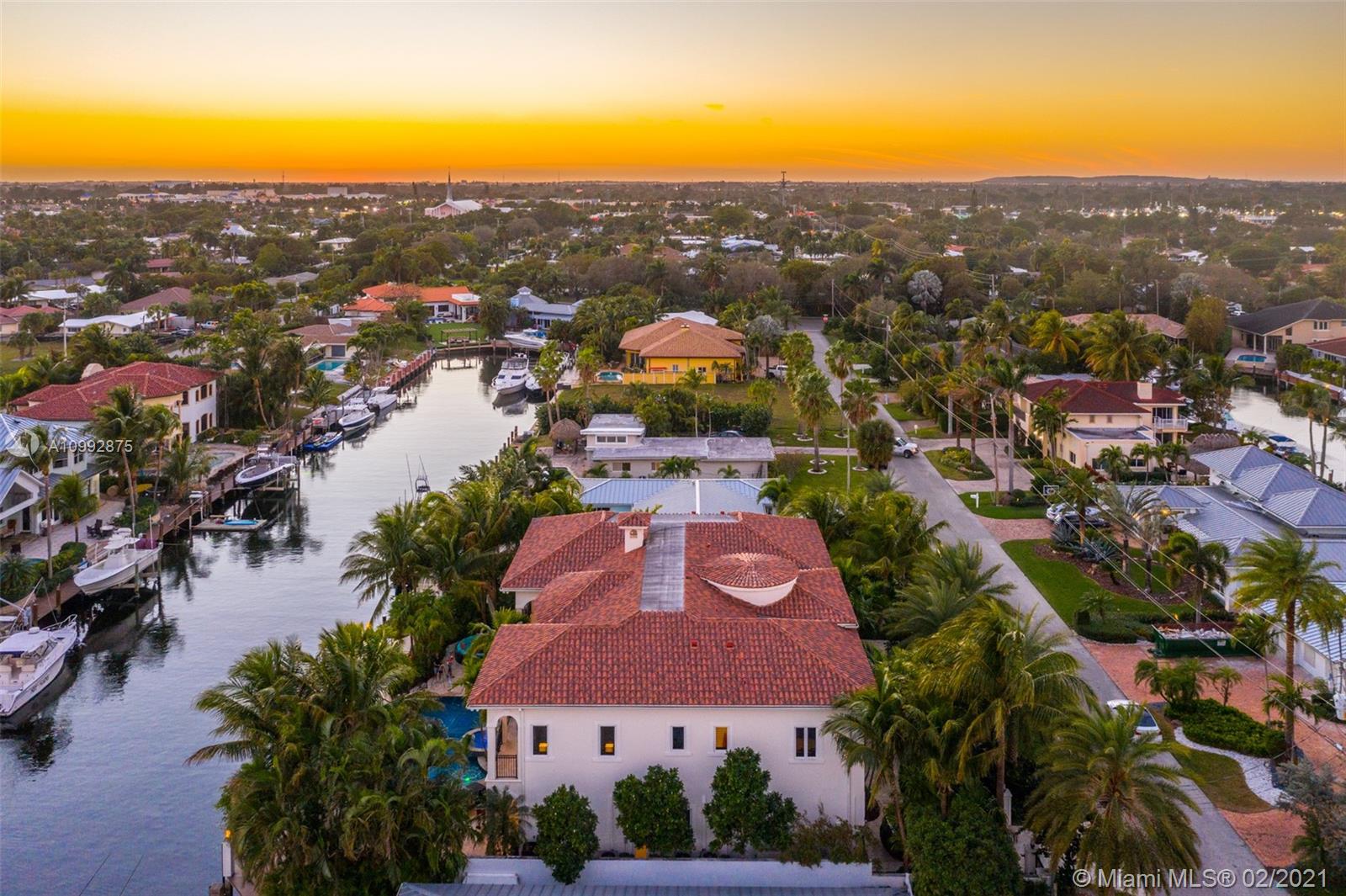 BEACON LIGHT SHOPPING CTR - Residential