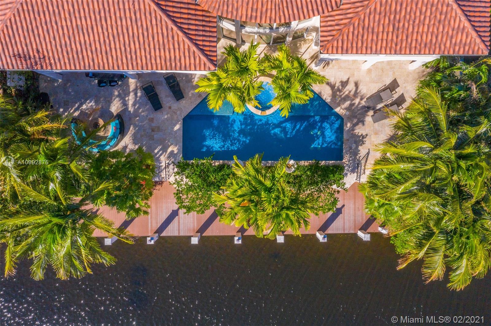 BEACON LIGHT SHOPPING CTR - Residential