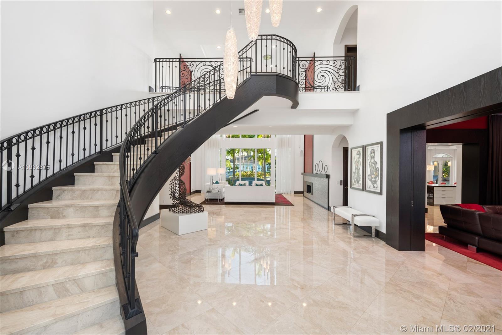 BEACON LIGHT SHOPPING CTR - Residential