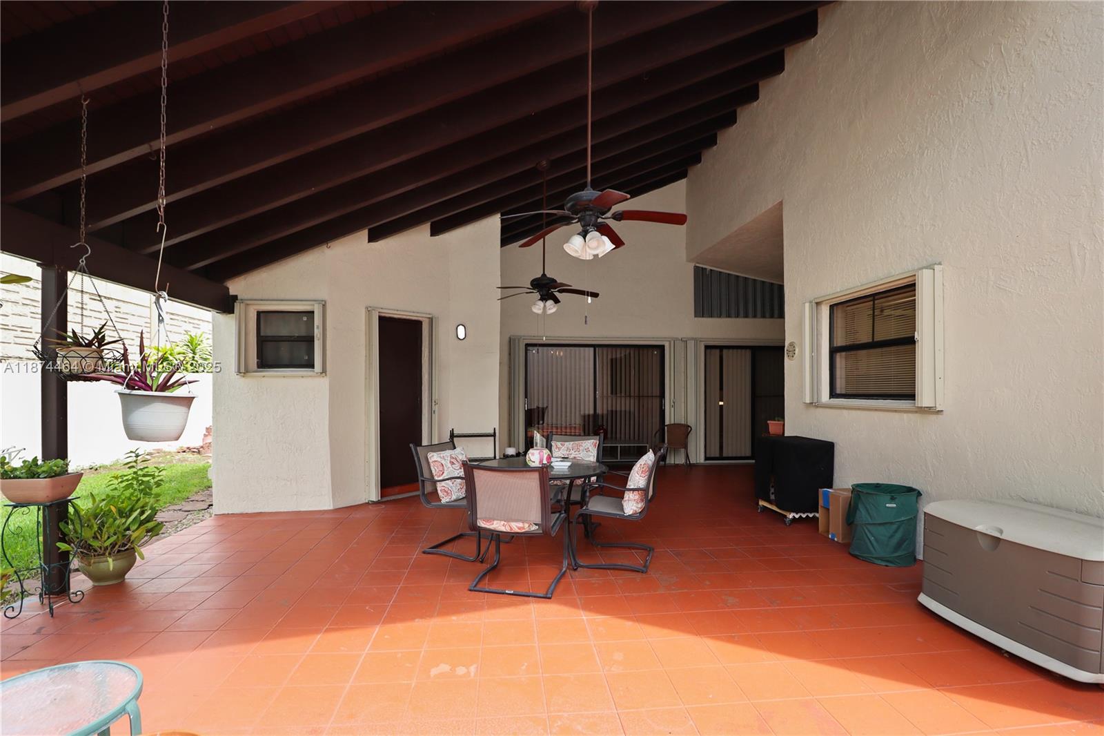 4TH AMEND PLAT OF THE MIS - Residential