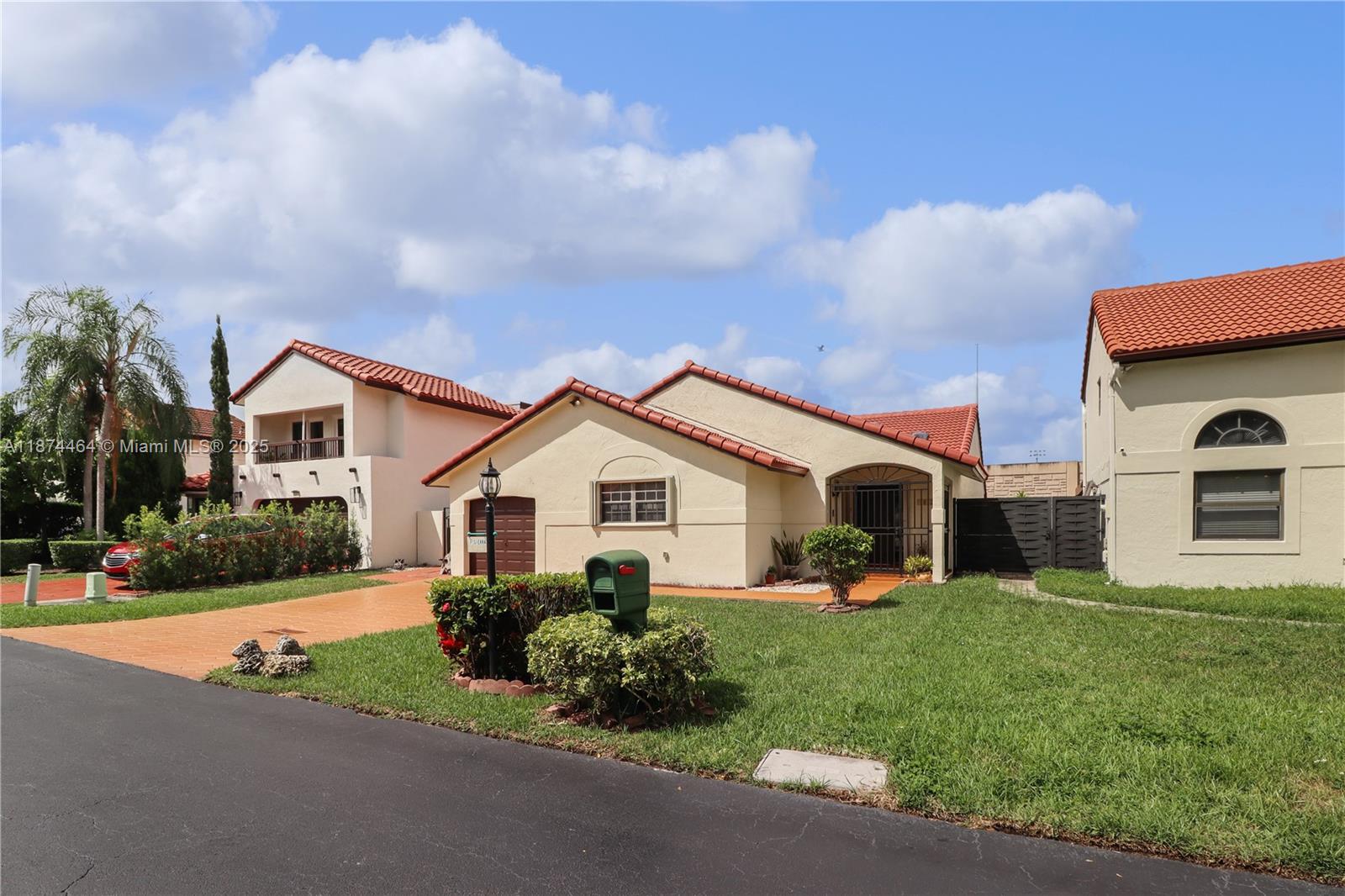 4TH AMEND PLAT OF THE MIS - Residential