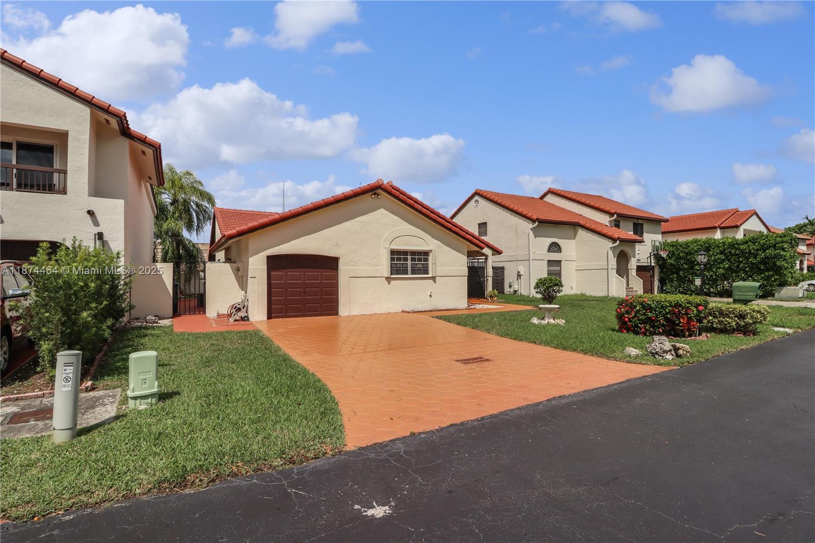 4TH AMEND PLAT OF THE MIS - Residential