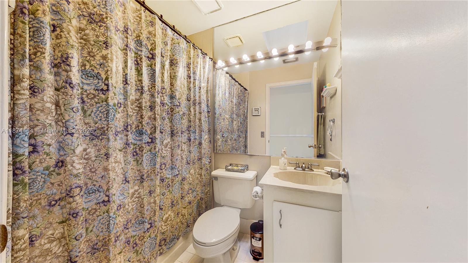 4TH AMEND PLAT OF THE MIS - Residential