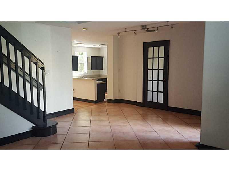 ICONBRICKELL CONDO NO 1 - Residential Lease