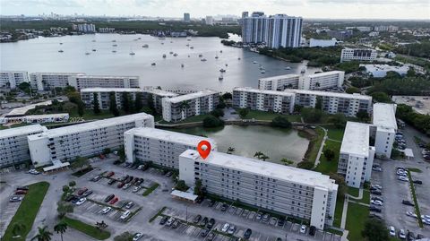 2855 Leonard Dr H607 Aventura FL 33160