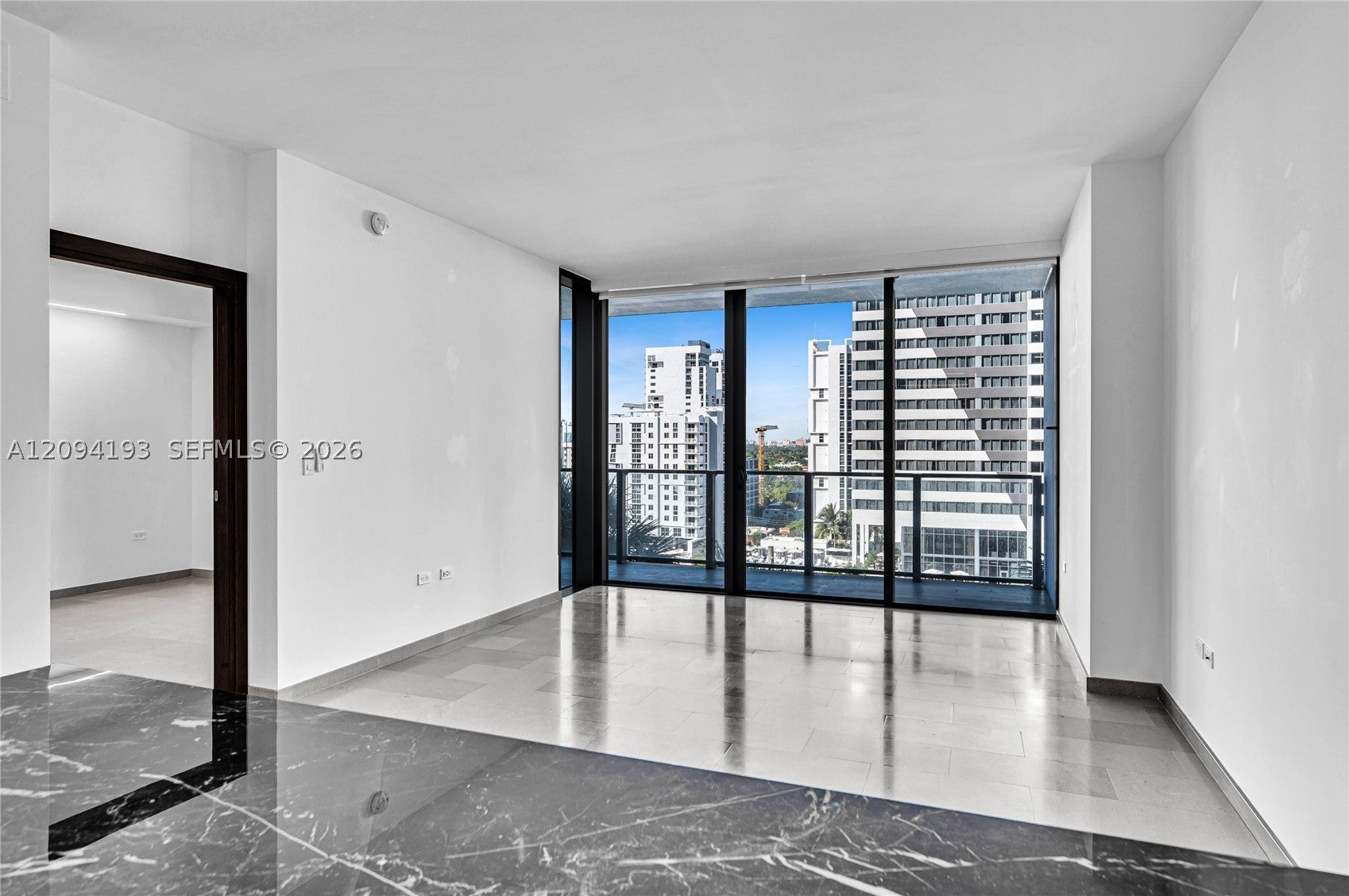 88 SW 7th St 806