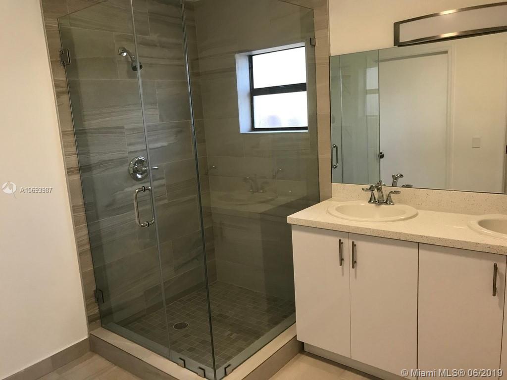 POINCIANA POINTE PHASE 2 - Residential