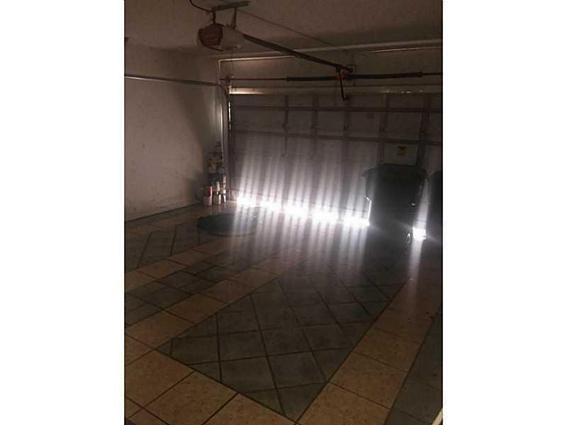 VENEZIA HOMES ESTATES 1ST - Residential