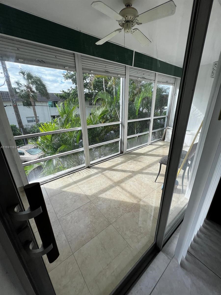 PALM ROYAL APTS INC CONDO - Residential Lease