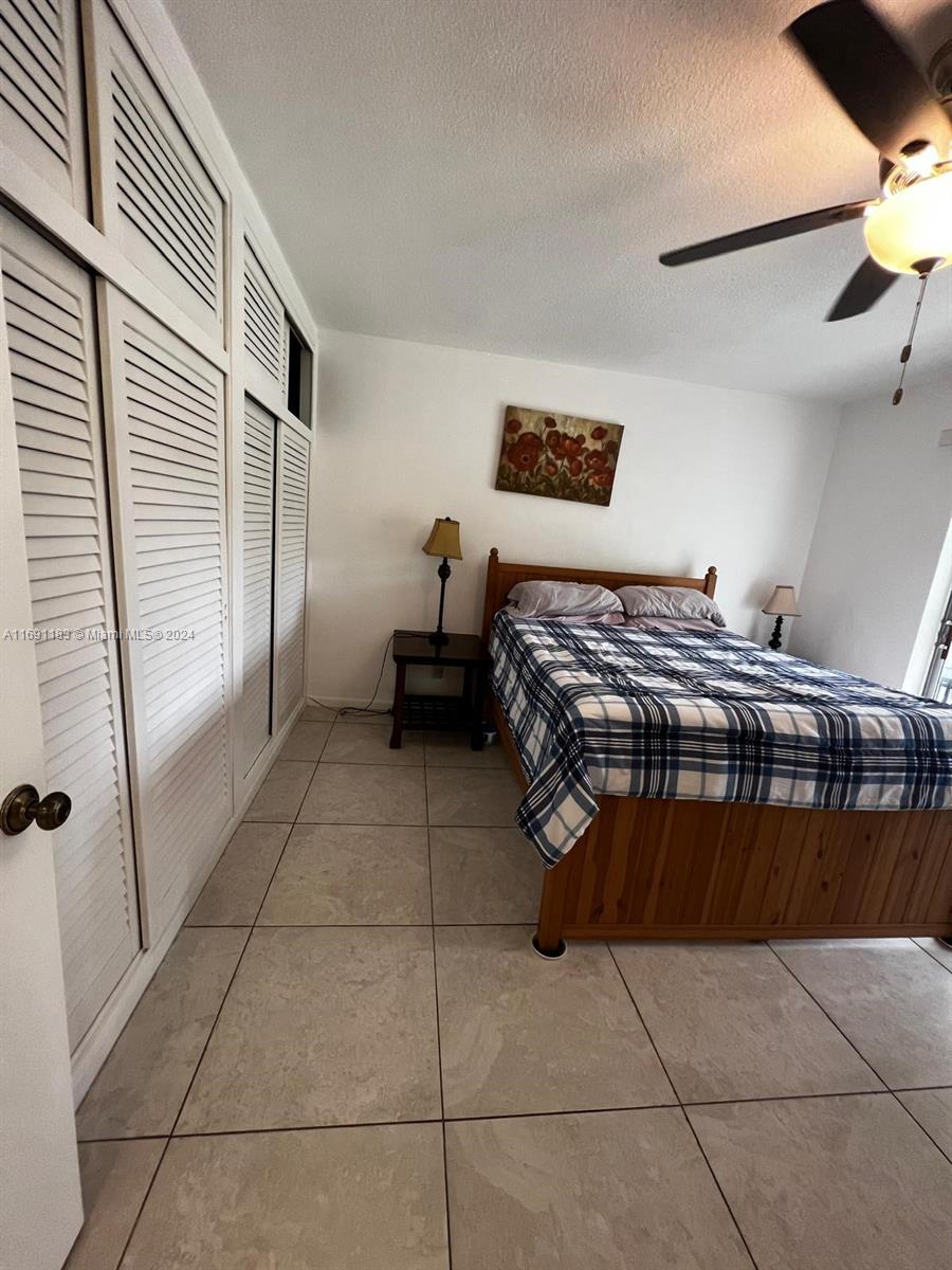 PALM ROYAL APTS INC CONDO - Residential Lease