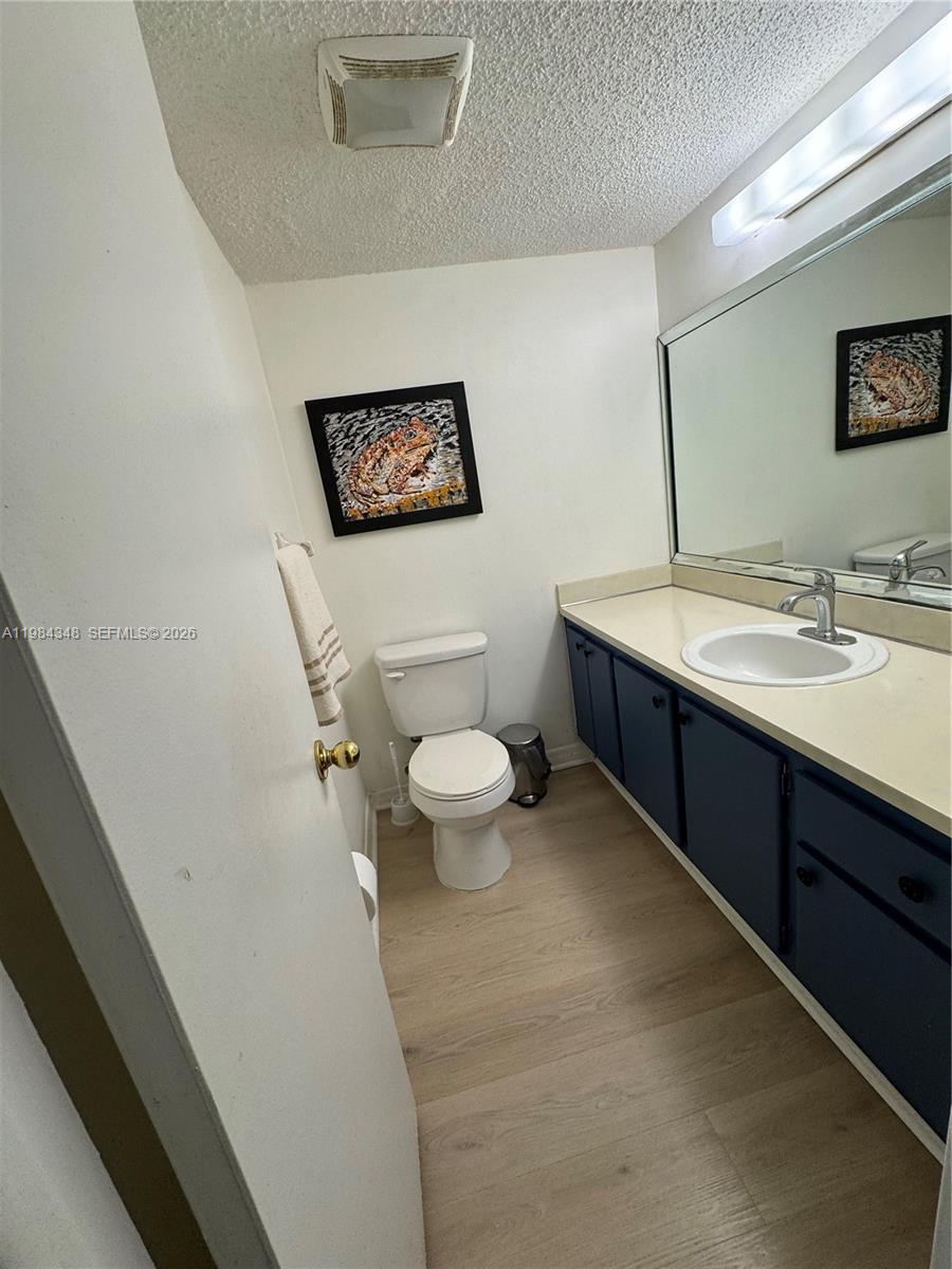 GREENS CONDO APTS PHASE I - Residential