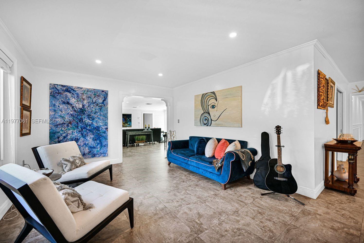 ESTELLE LAWRENCE HOMES - Residential