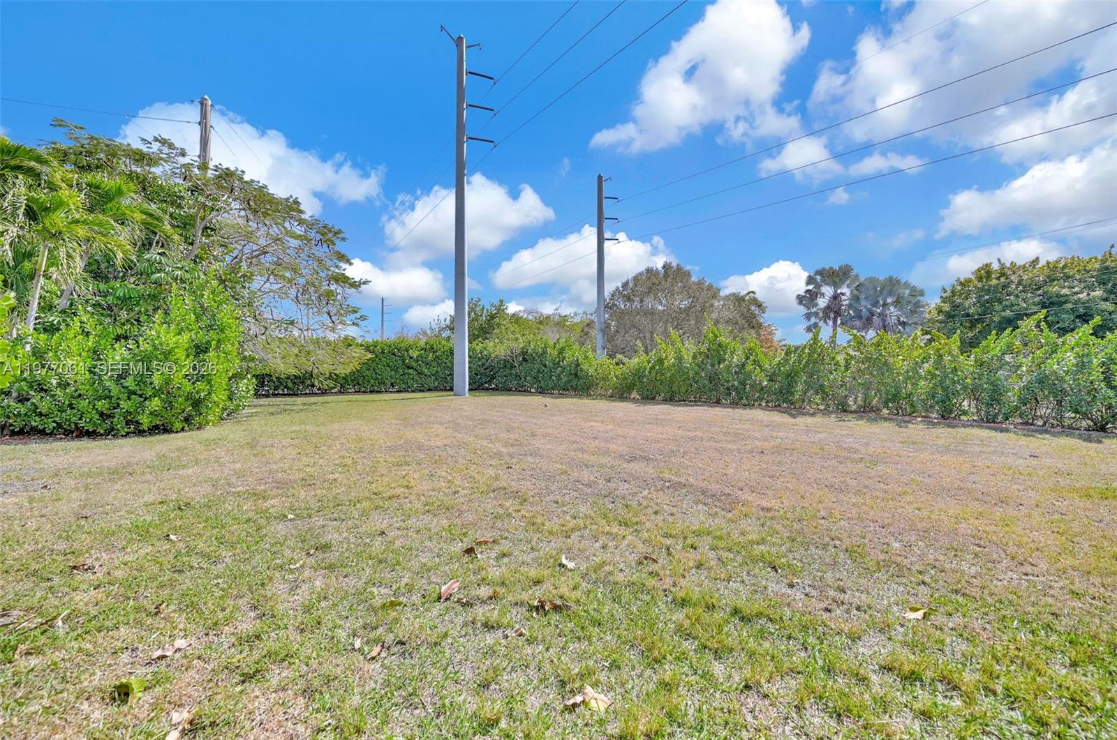 ESTELLE LAWRENCE HOMES - Residential