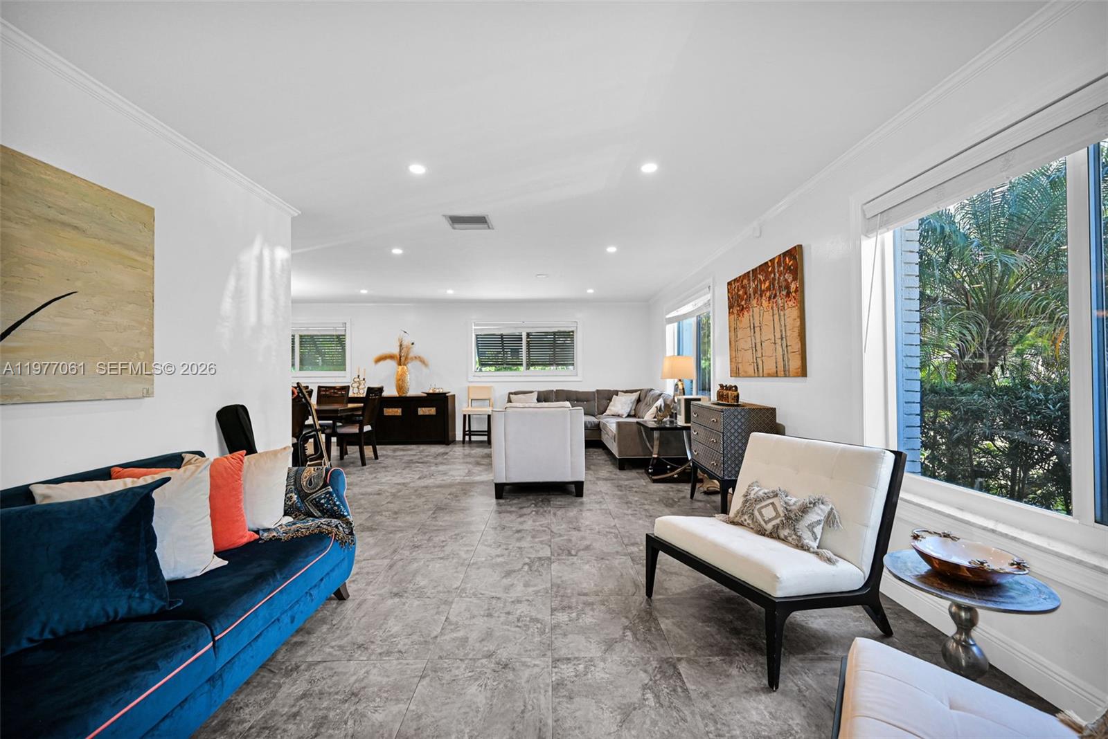 ESTELLE LAWRENCE HOMES - Residential