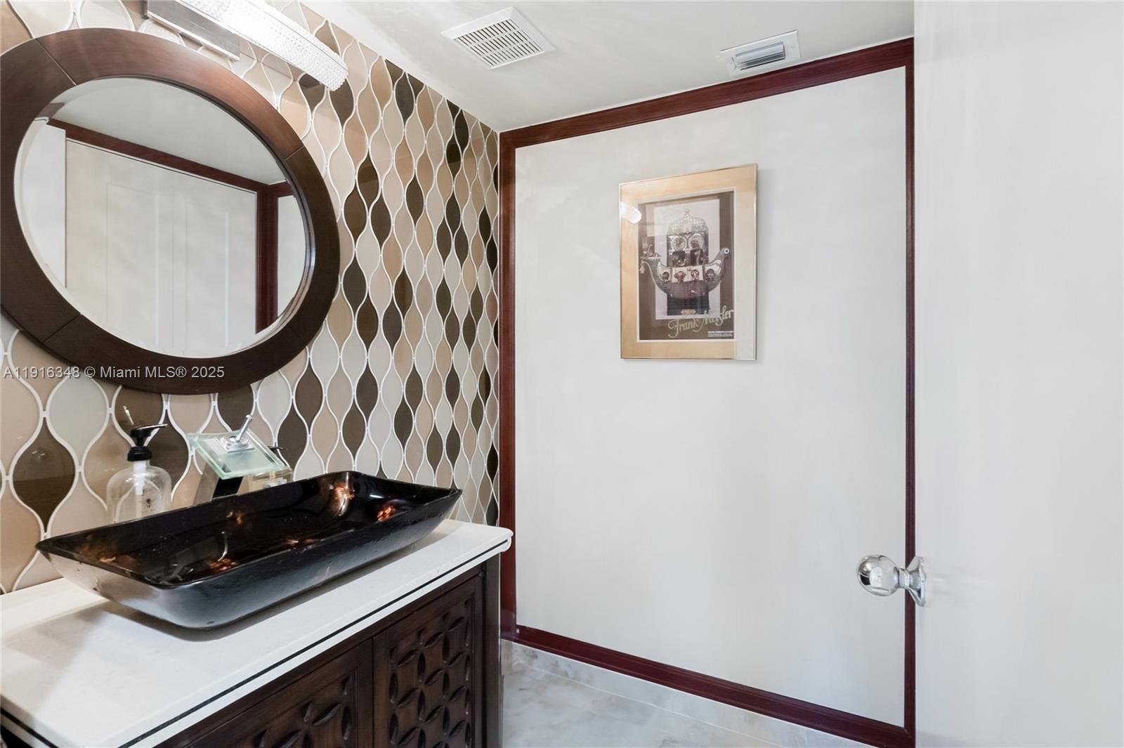 MYSTIC POINTE CONDO NO TH - Residential