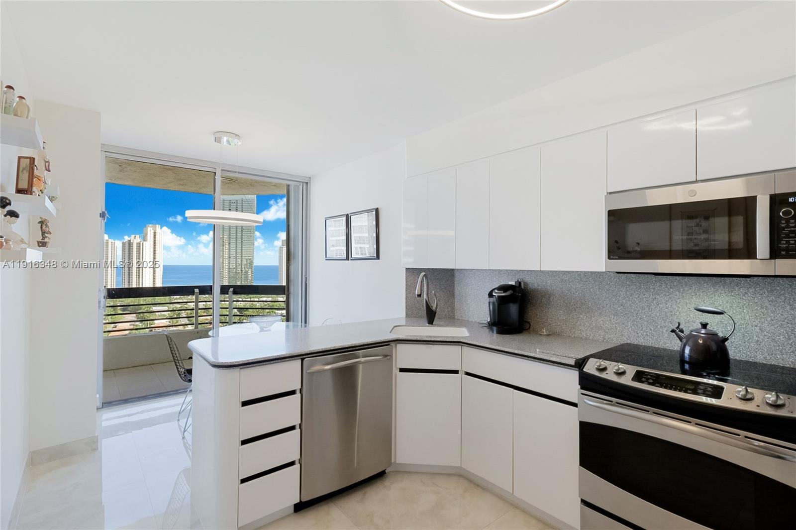 MYSTIC POINTE CONDO NO TH - Residential