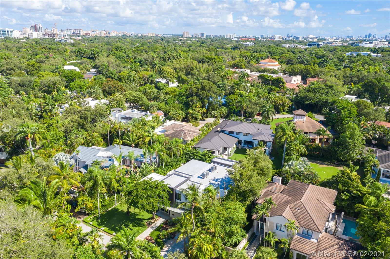 THE MOORINGS - Residential