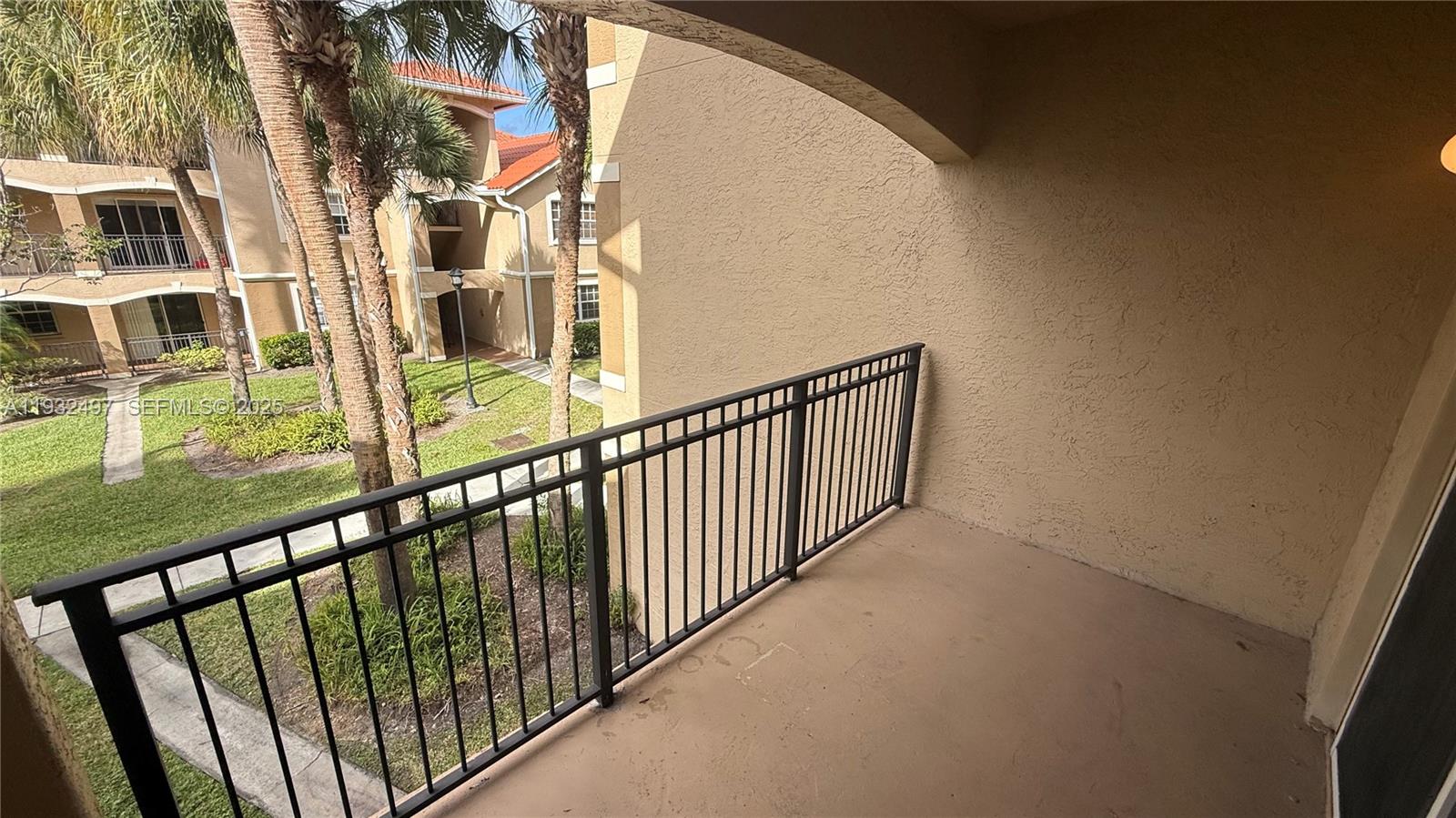 MARQUESA CONDO - Residential Lease