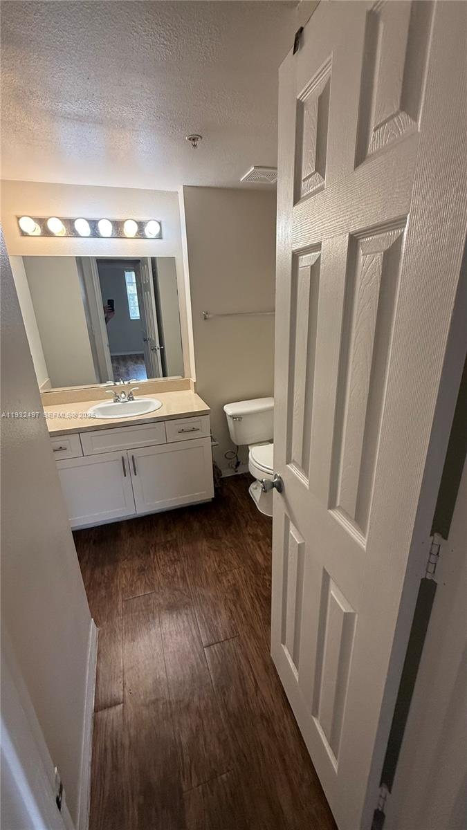 MARQUESA CONDO - Residential Lease