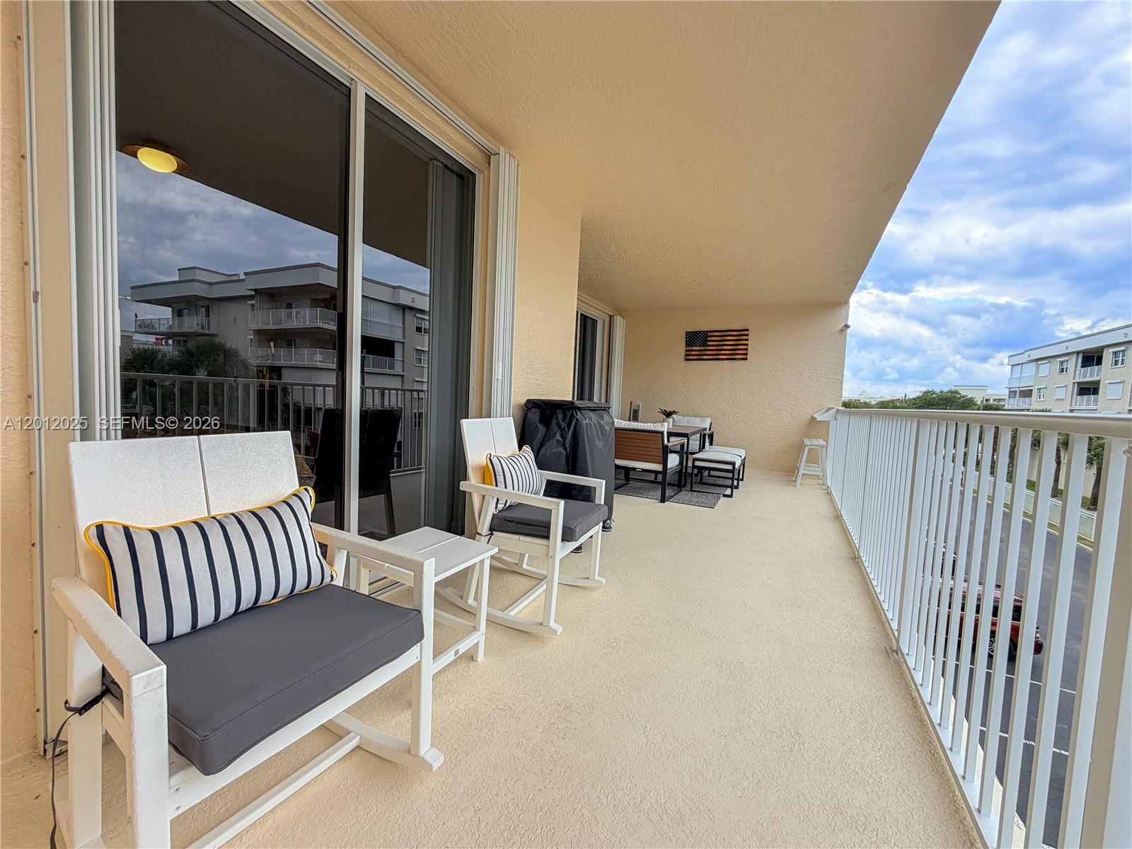 The Seaport Oceanfront Con - Residential