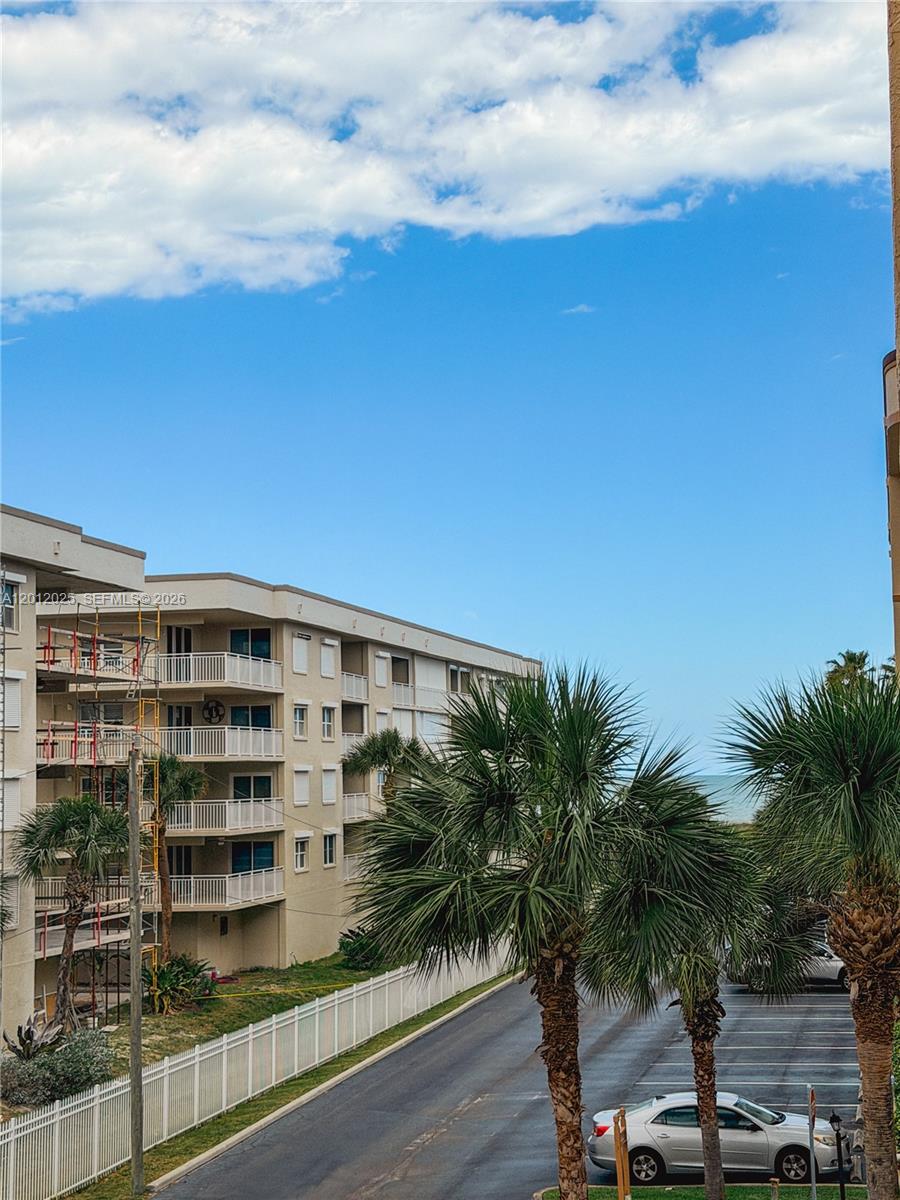 The Seaport Oceanfront Con - Residential
