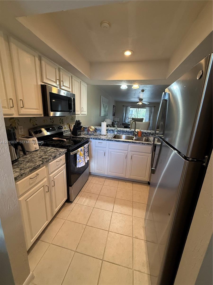 LAKE CAMILLE CONDO - Residential