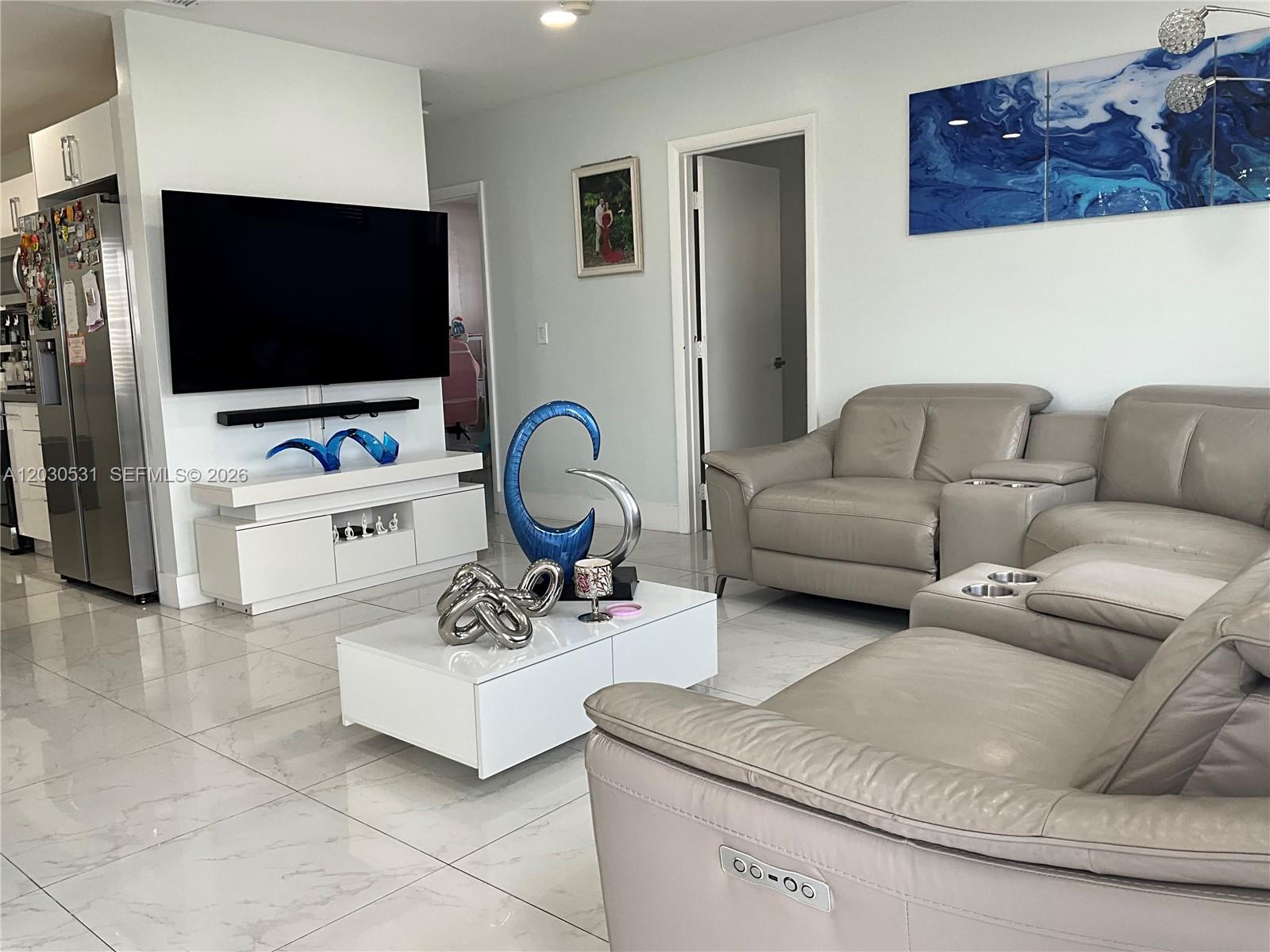 1905 SW 100th Ave