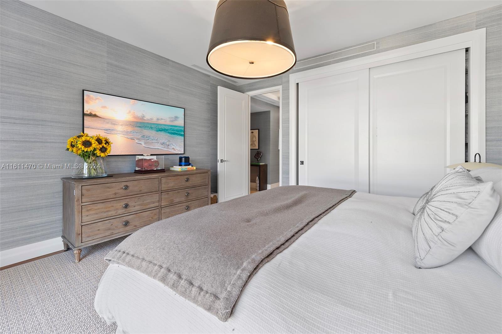 17749 COLLINS AVENUE COND - Residential