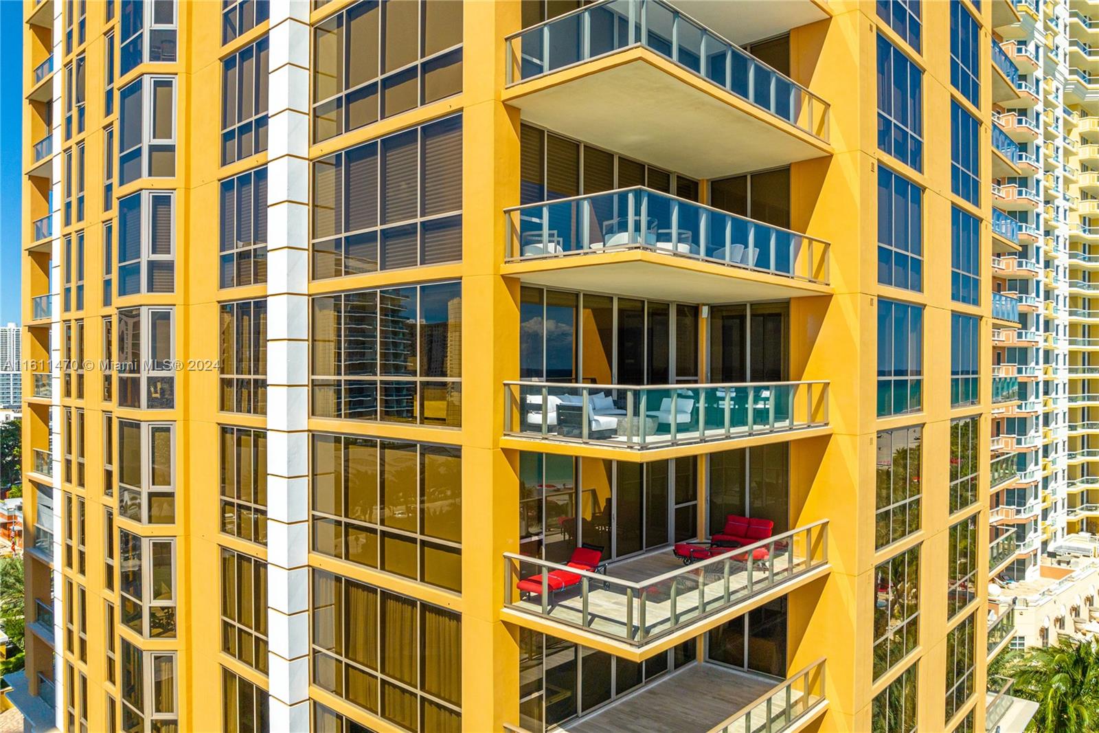 17749 COLLINS AVENUE COND - Residential