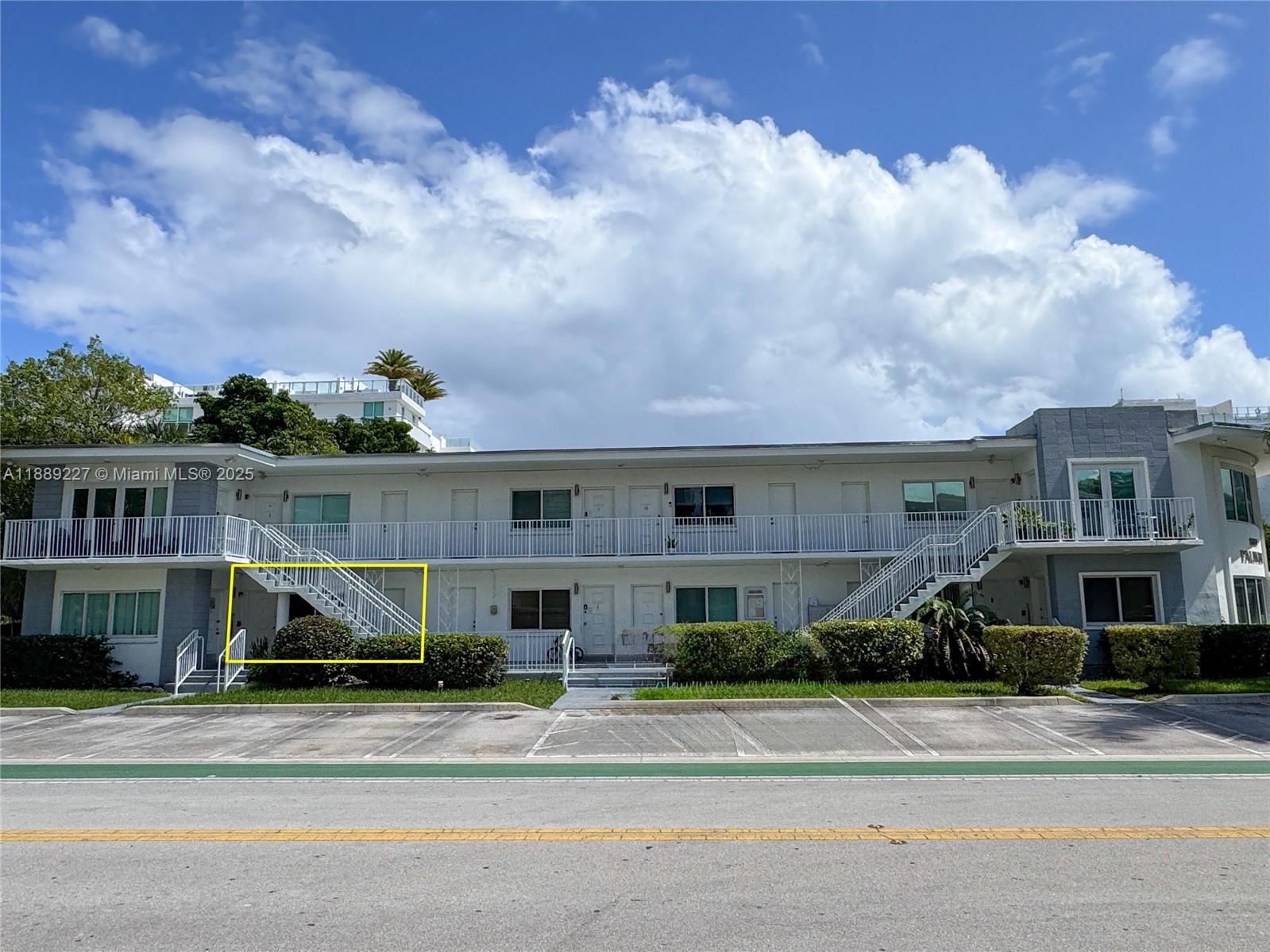 PALM BAY CONDO - Residential Lease