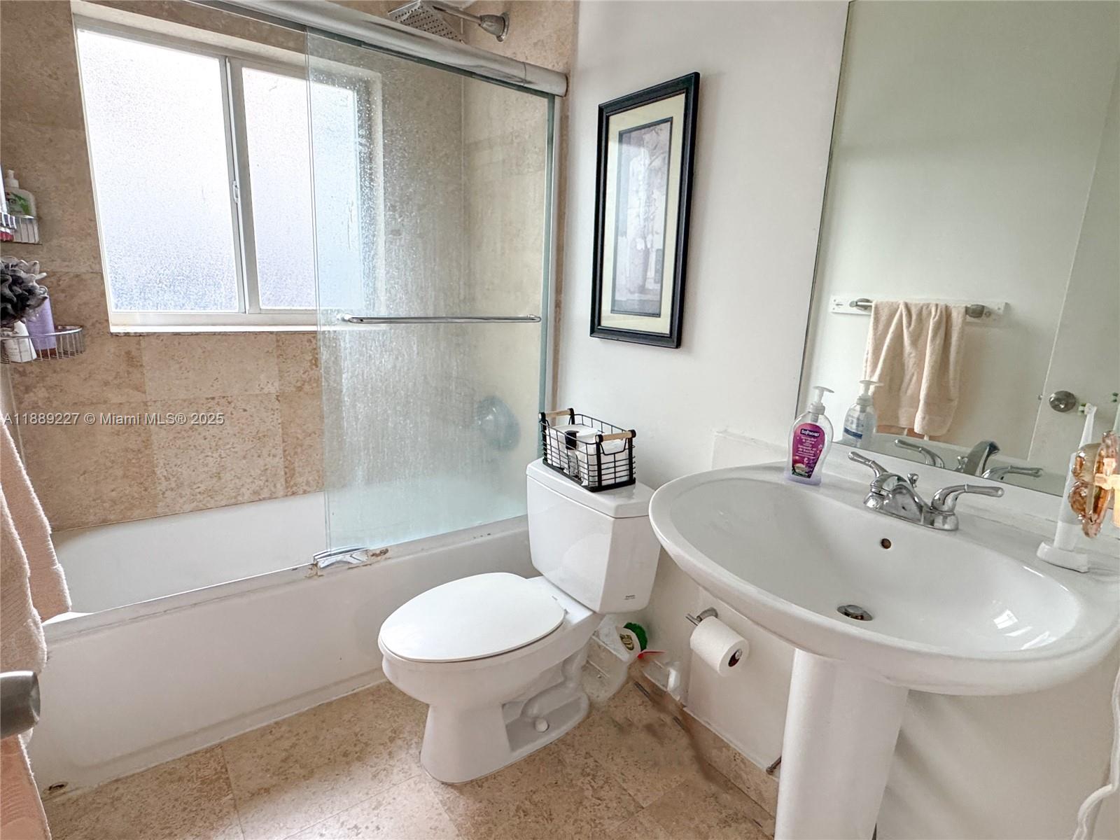 PALM BAY CONDO - Residential Lease