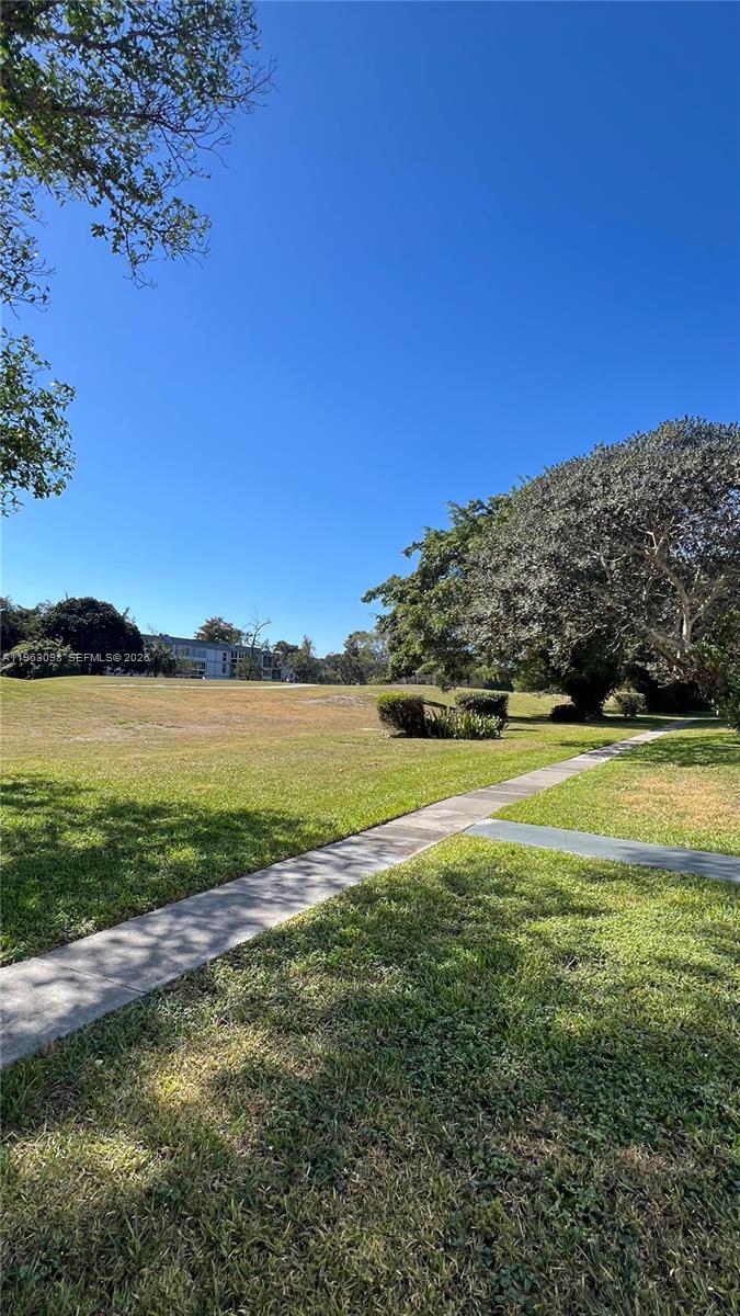 SANDS POINT CONDOMINIUM I - Residential Lease