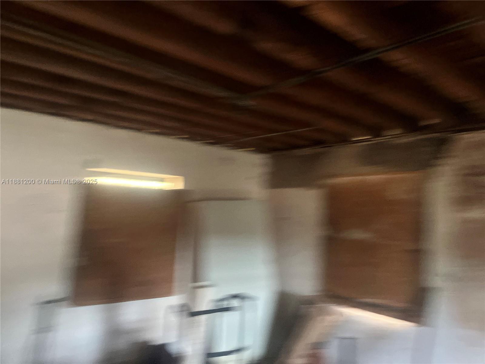 NO SILVER CREST MANORS - Residential