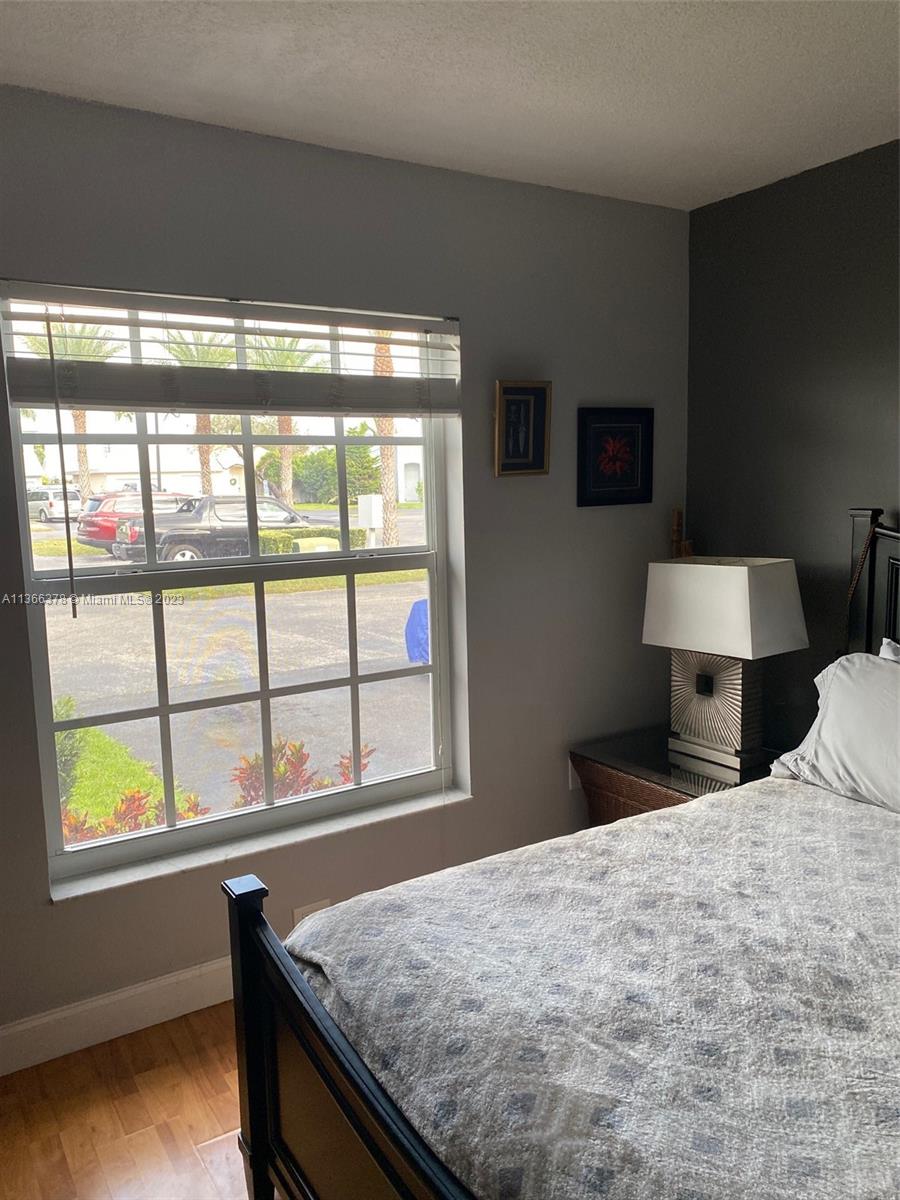 CORAL CREEK - Residential Lease