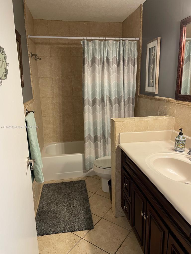 CORAL CREEK - Residential Lease