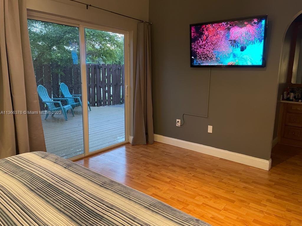 CORAL CREEK - Residential Lease