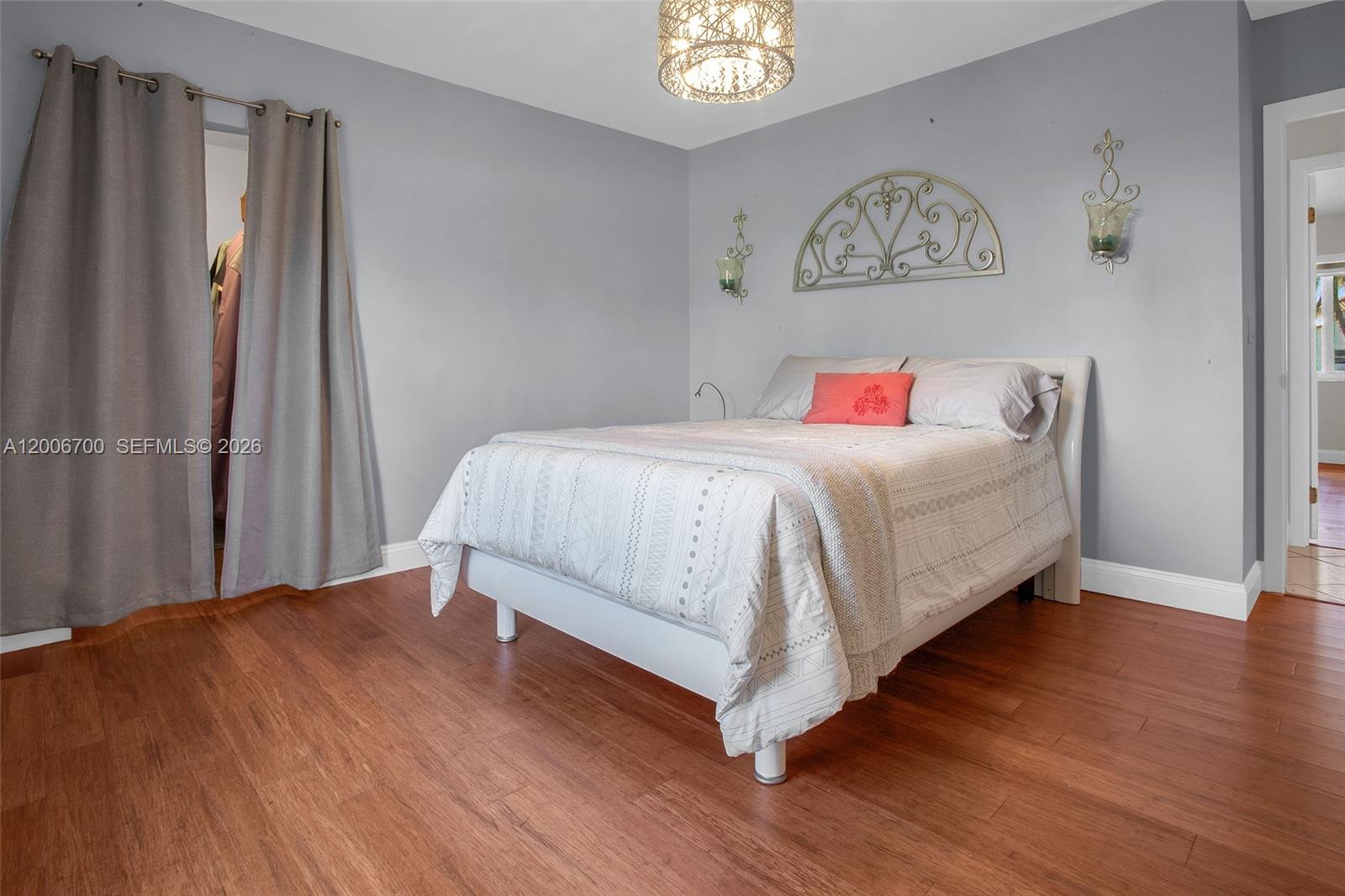 CHAPEL TRAIL REPLAT SECTI - Residential