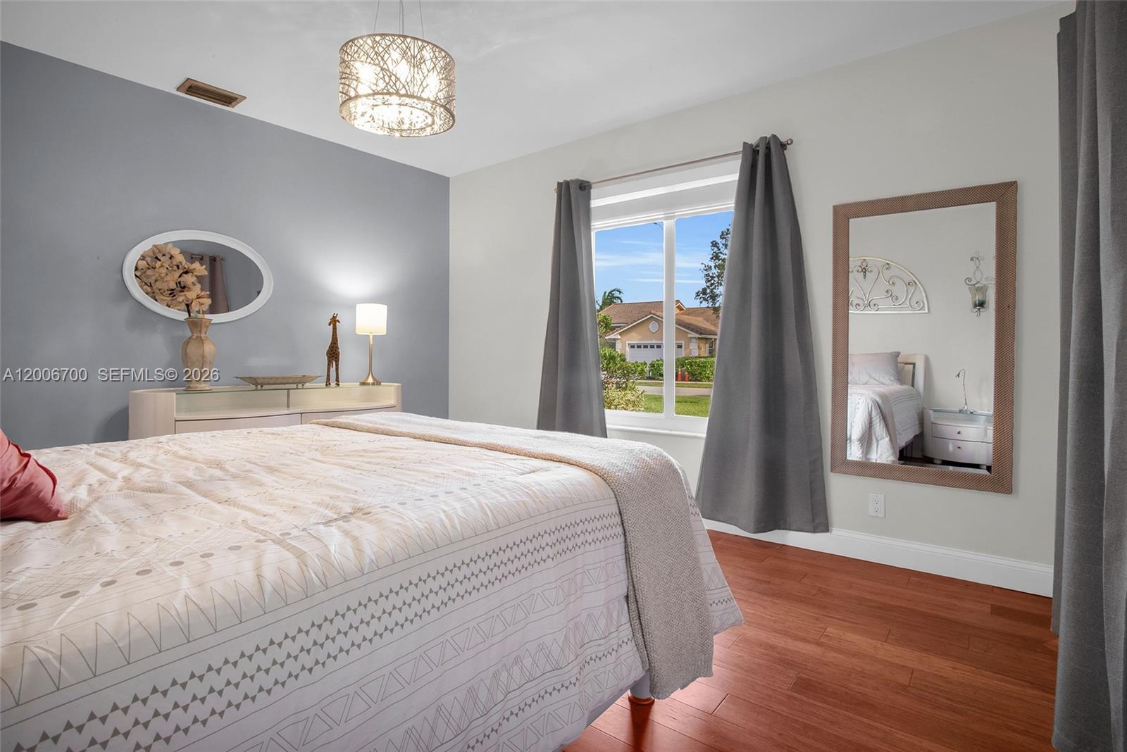 CHAPEL TRAIL REPLAT SECTI - Residential