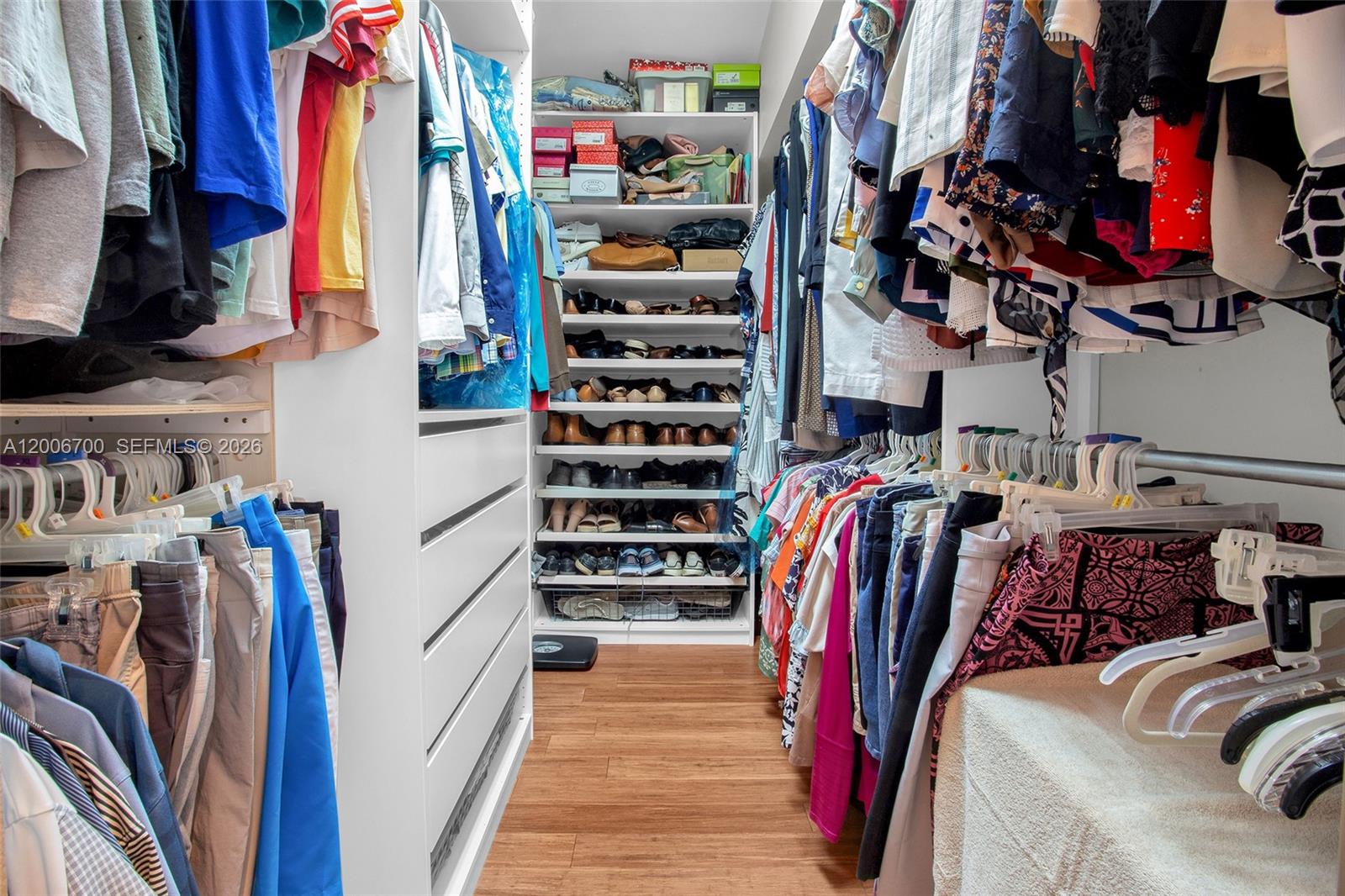 CHAPEL TRAIL REPLAT SECTI - Residential