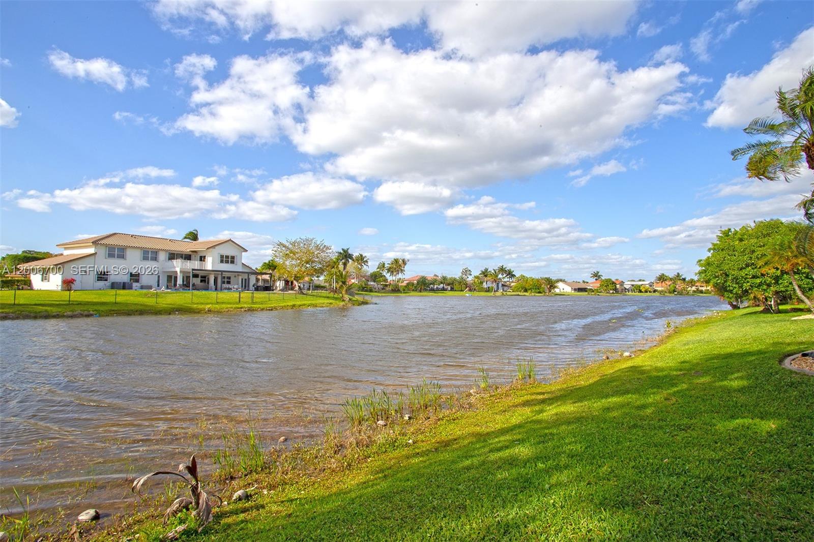 CHAPEL TRAIL REPLAT SECTI - Residential