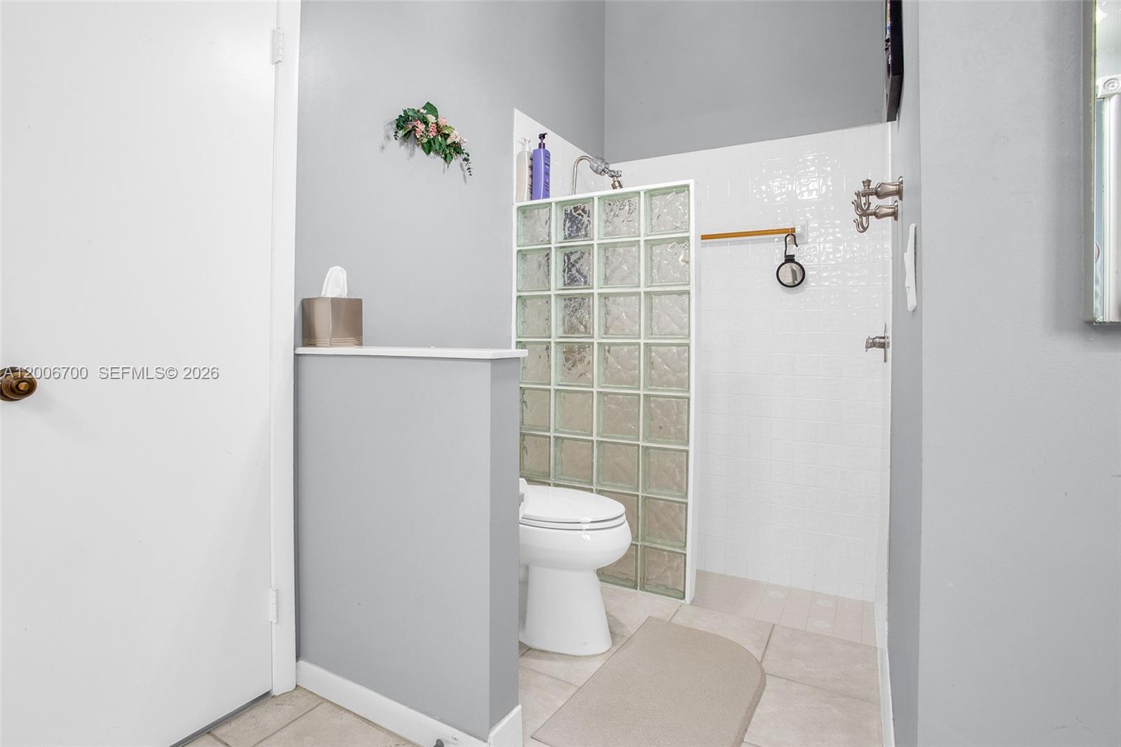 CHAPEL TRAIL REPLAT SECTI - Residential