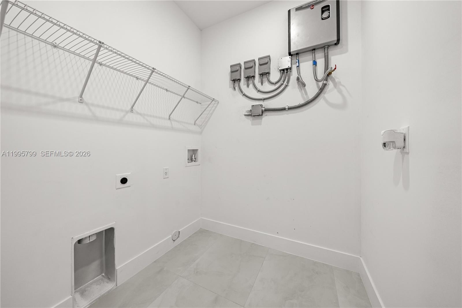 CARVER RANCHES REV PLAT - Residential